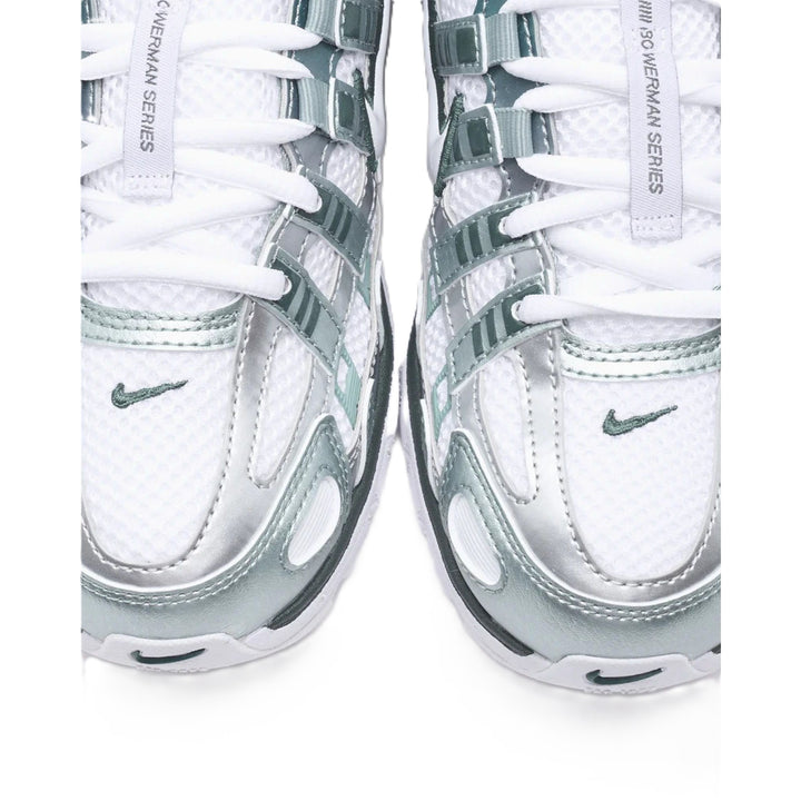 Nike Scarpe